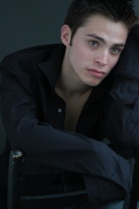 prt_headshot_light_200w.jpg